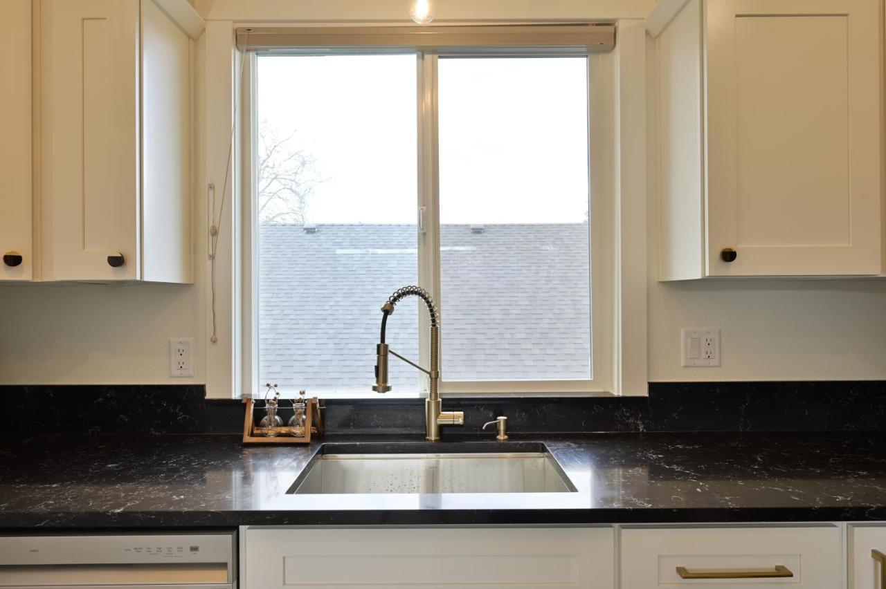 Villa Modern Upstairs Loft - Newly Renovated! Salem Exterior foto